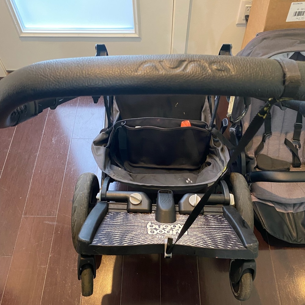 Nuna Mixx Stroller with toddler seat and kickstand - Picture 8 of 8